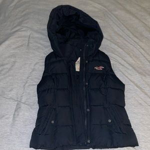 Hollister Vest S